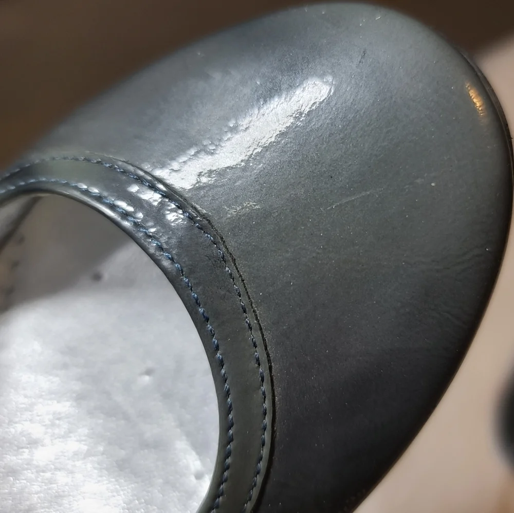 LL Bean Gray Patent Leather Ballet Flats, Sz 7 - Picture 4 of 6